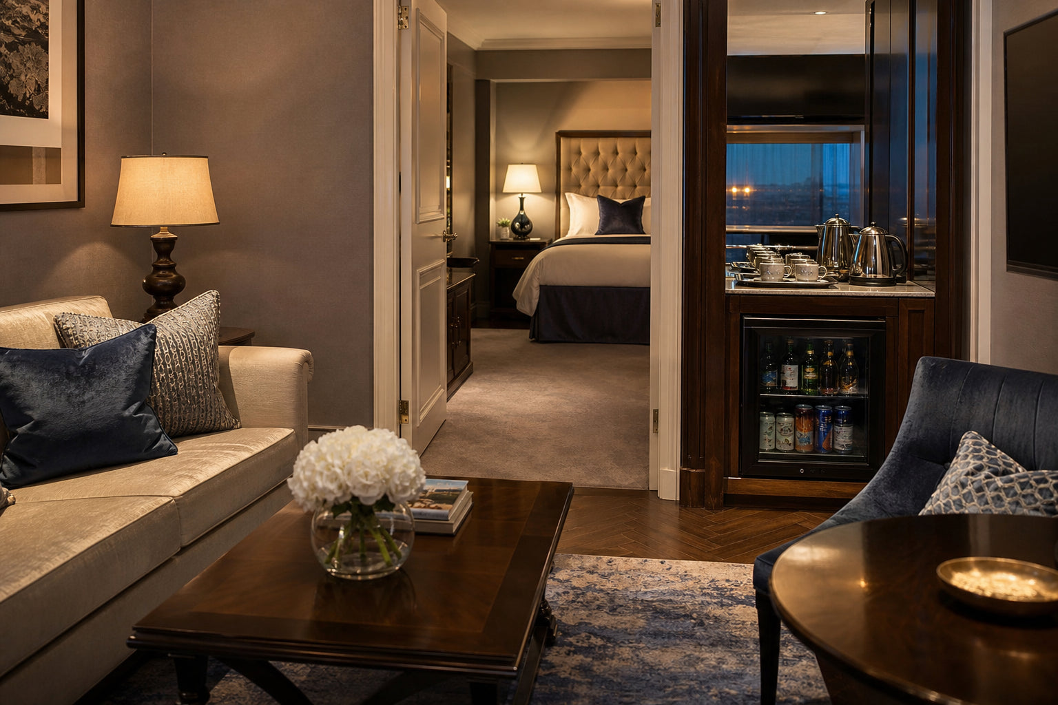 Butler Service and VIP Room Service in Luxury Hotels