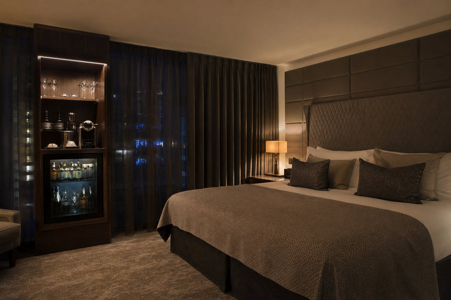 Soundproofing and Privacy in 5-Star Hotel Rooms